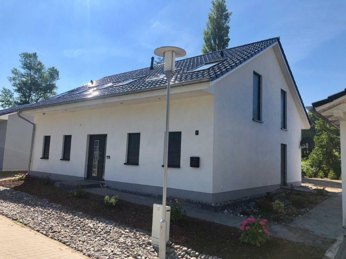Ferienhaus Traumspot Wiek auf Rügen Buitenkant foto