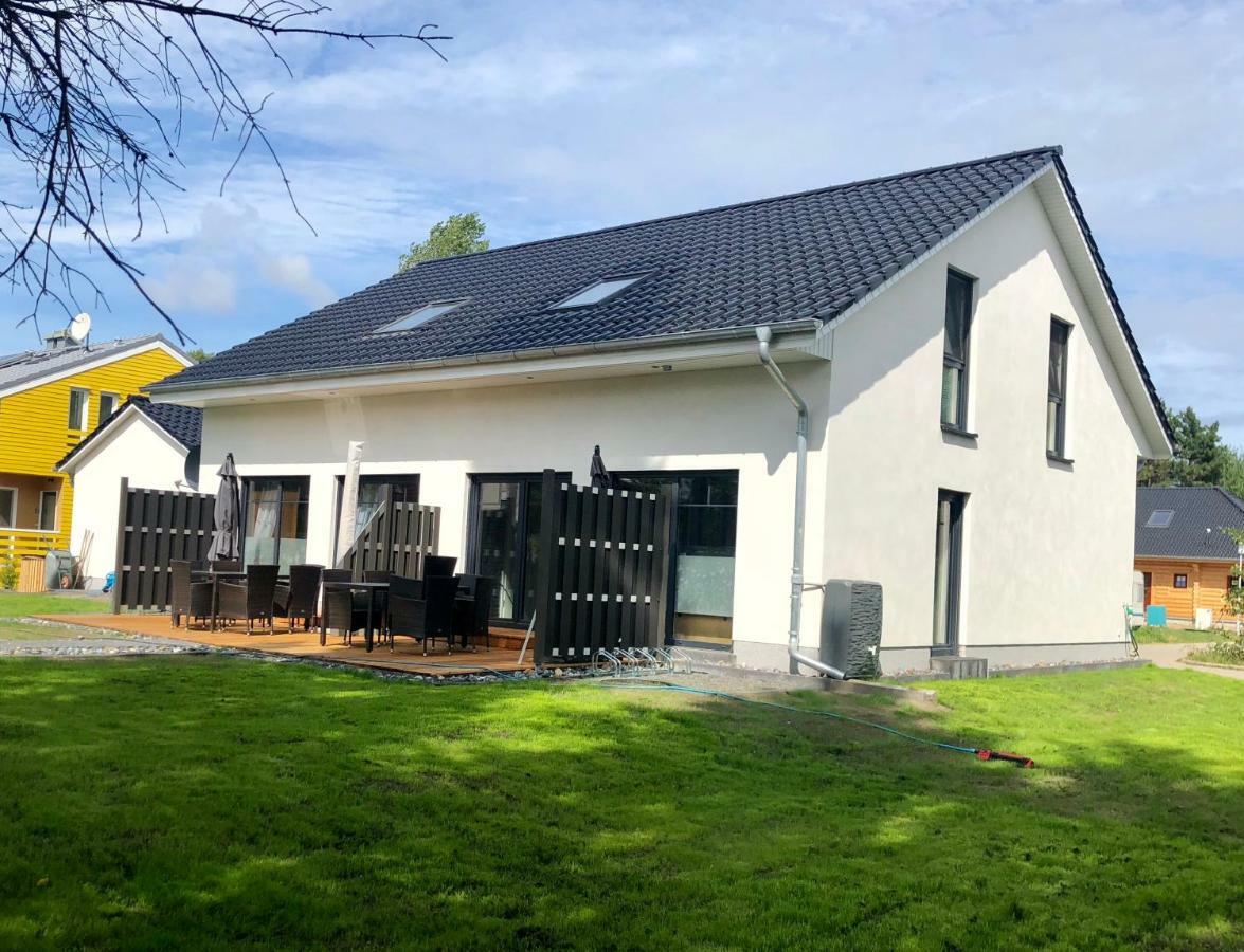 Ferienhaus Traumspot Wiek auf Rügen Buitenkant foto